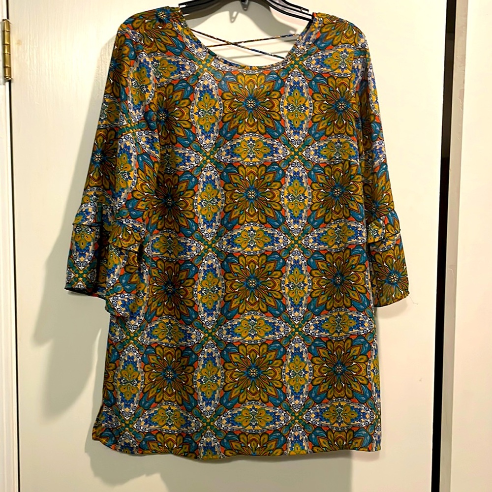 DR2 Multicolored Tunic Top